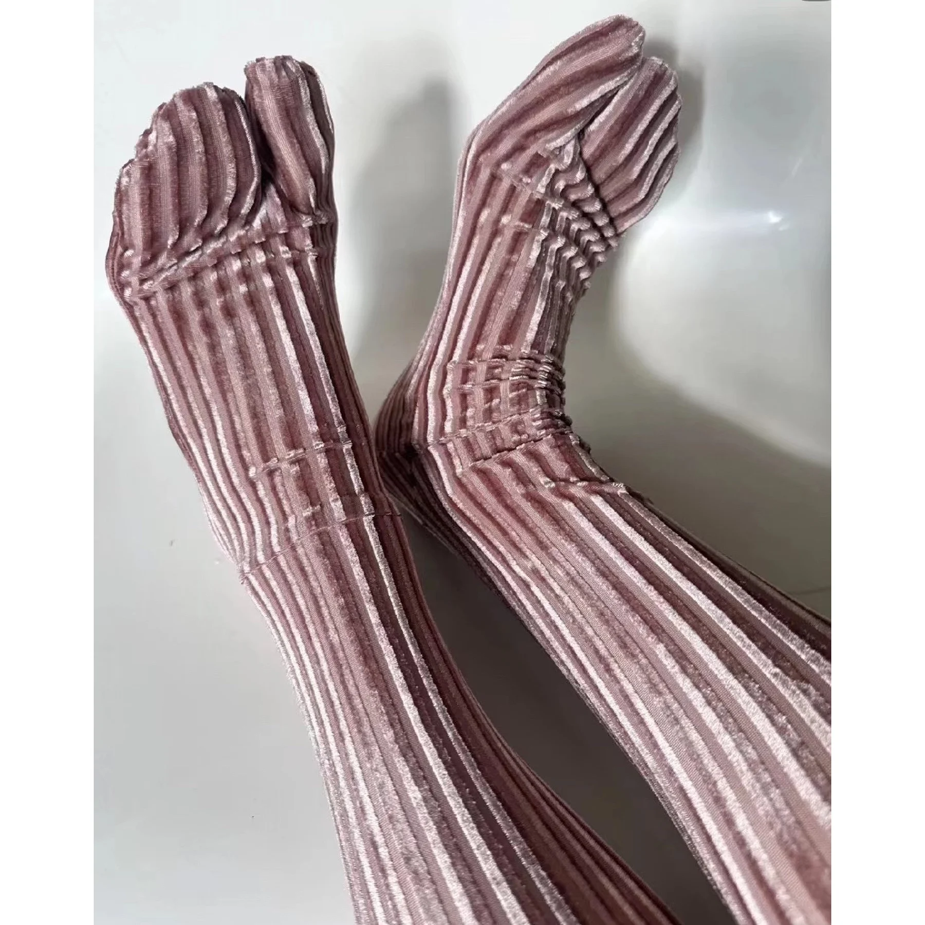 Women's Socks Patchwork Toe Socks Spring and Summer New  Velvet Striped Bright Silk Bunching Socks Multi-Color Four Universal