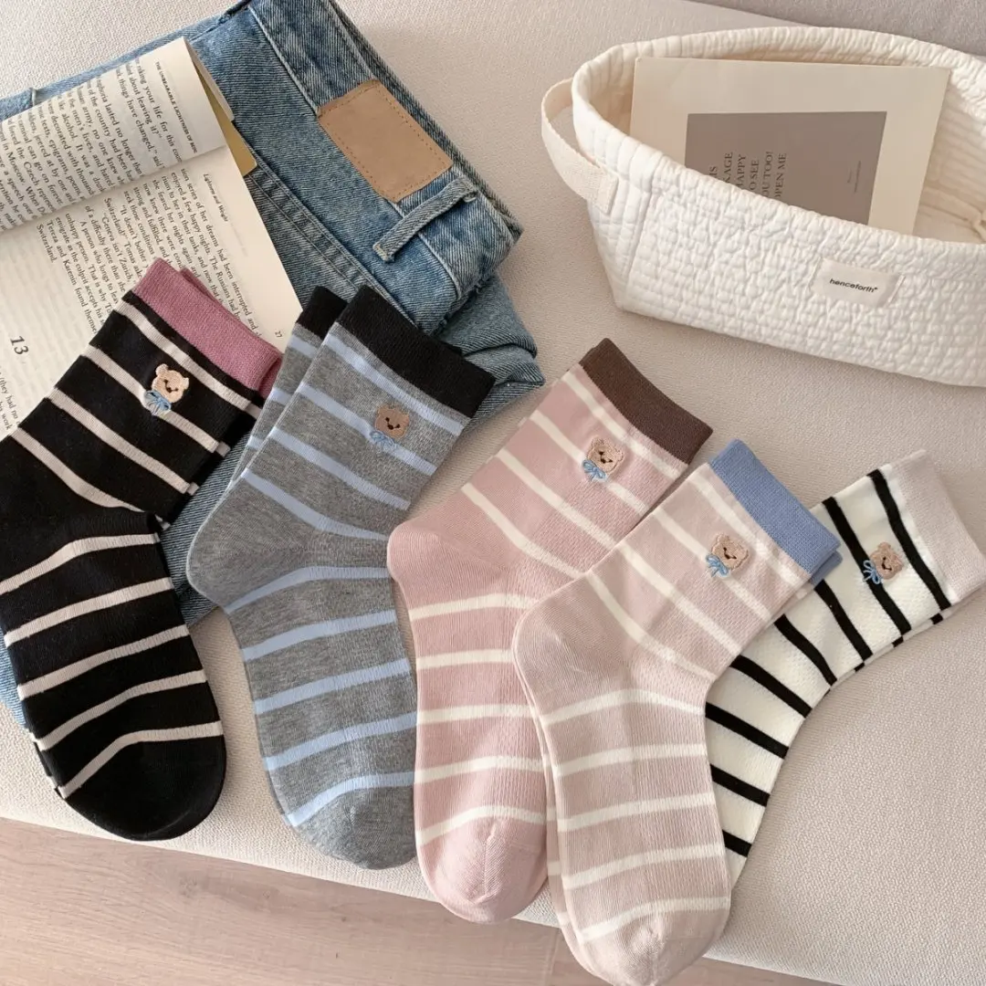 5 paires enfants printemps été nouveaux produits rayures polyvalentes respirant décontracté ours broderie mince mi Tube chaussettes femmes