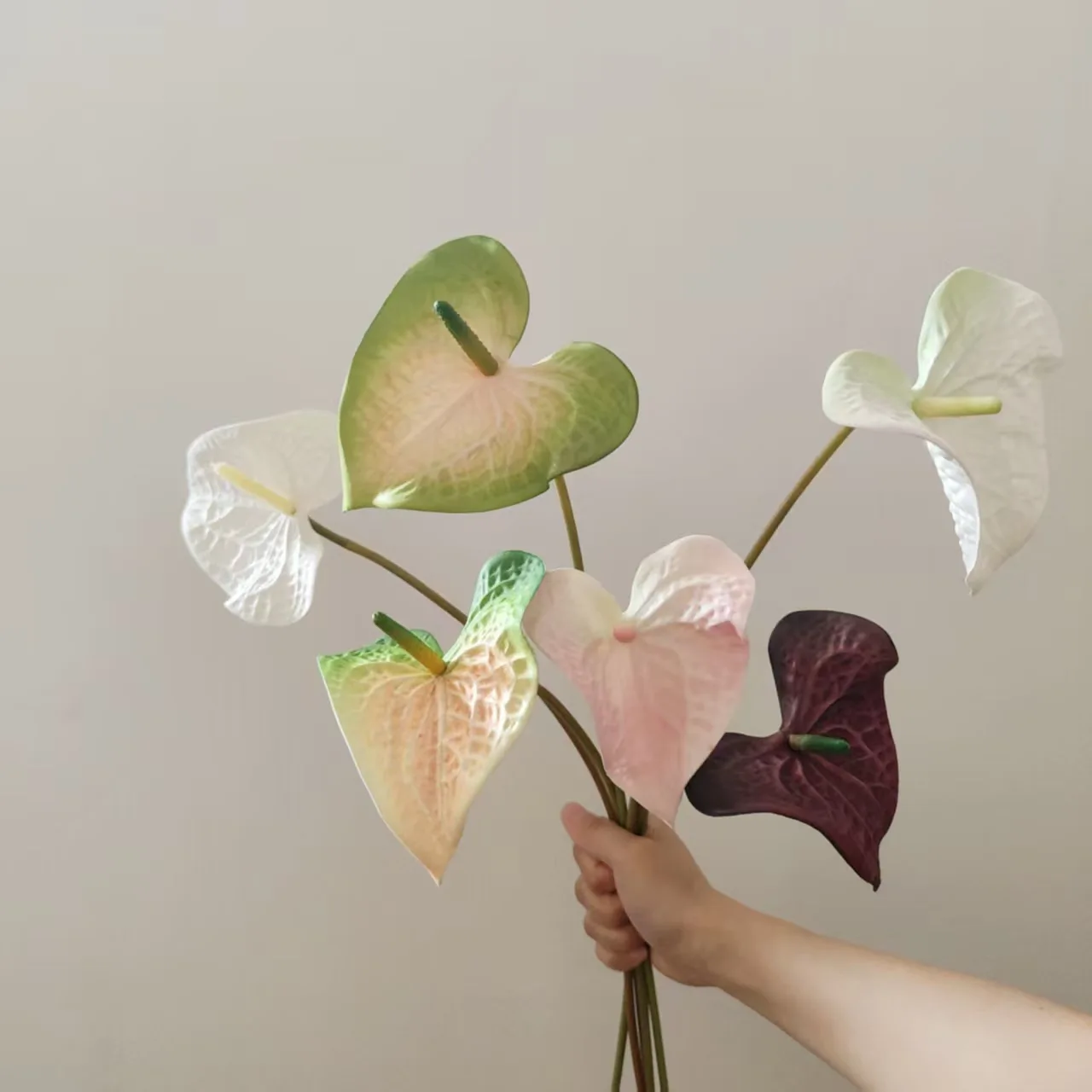 10 Stück Künstliche EVA-Anthurienblumen für Heimdekoration, Palmenblumen, Hochzeits-Blumenarrangements, Brautstrauß-Zubehör – Detail 3
