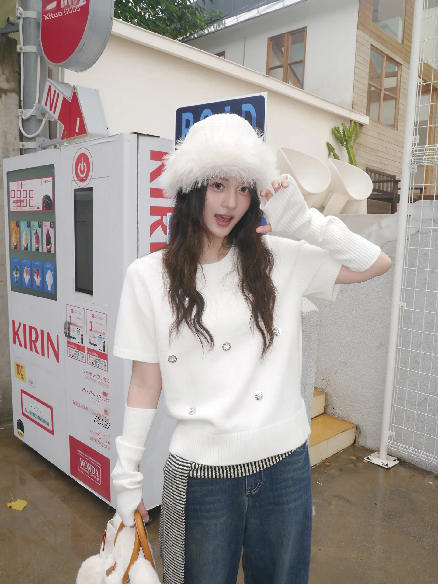 

Женский свитер Lixiaoa с круглым вырезом и пайетками, белый, вязаный, осенний, больших размеров, в корейском стиле, универсальный, модный, повседневный топ