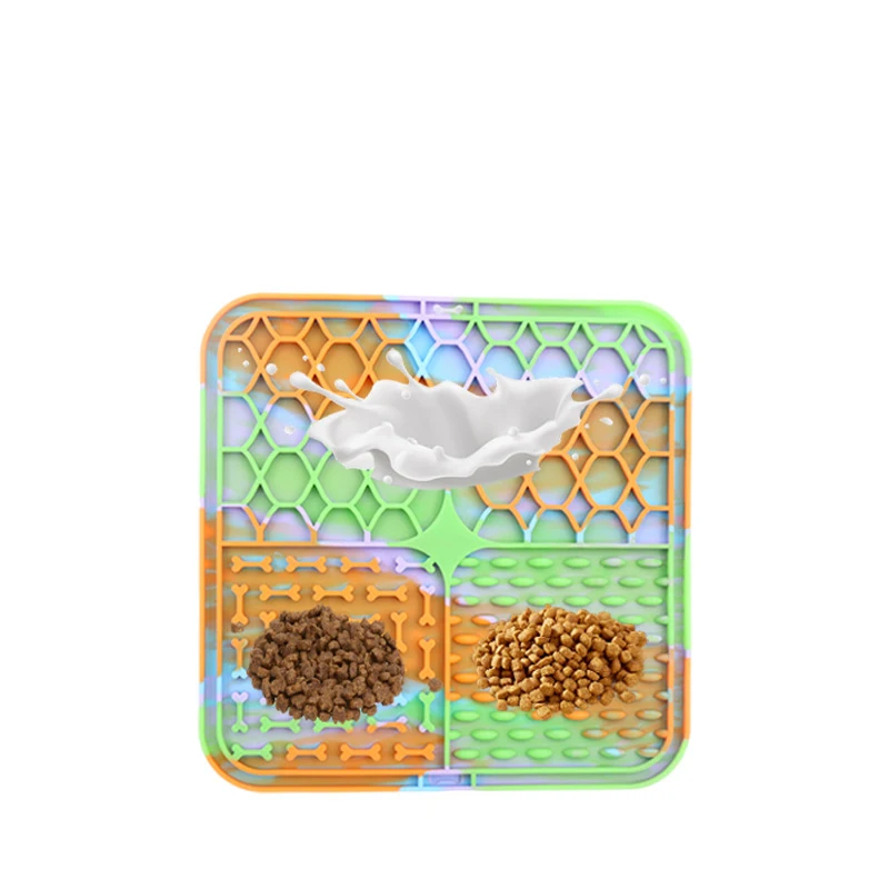 Tovagliette per animali domestici cuscinetti in Silicone per cani e gatti ciotola per Slow Food ventosa forniture per cani addestramento strumento per leccare la distrazione del bagno dell'animale domestico