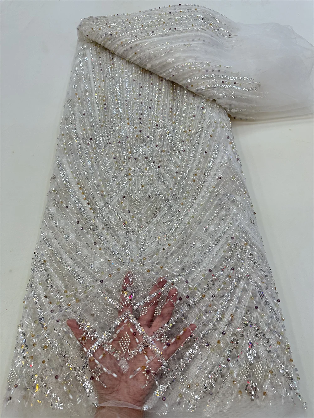 

White Luxury African Sequins Beaded Lace Fabric Groom Embroidery French Mesh Sequins Nigeria Tulle Lace for Wedding Dress Sewing