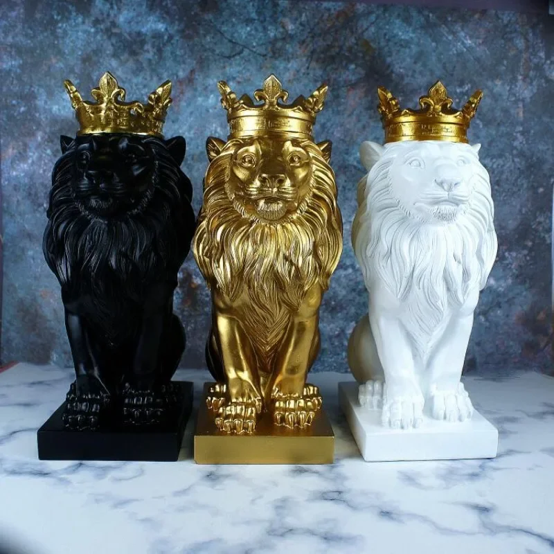 

Nordic style Crown Lion creative home decor hotel decorations foyer soft furnishings desktop and living room decorations