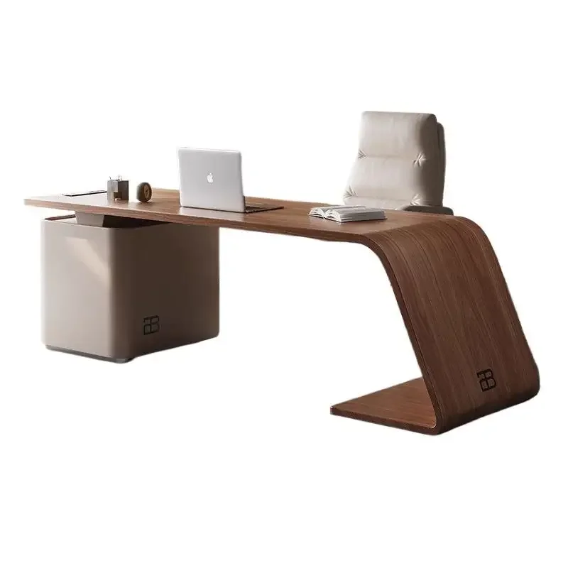 Bureau d'écriture, bureau d'ordinateur de patron, étude à domicile