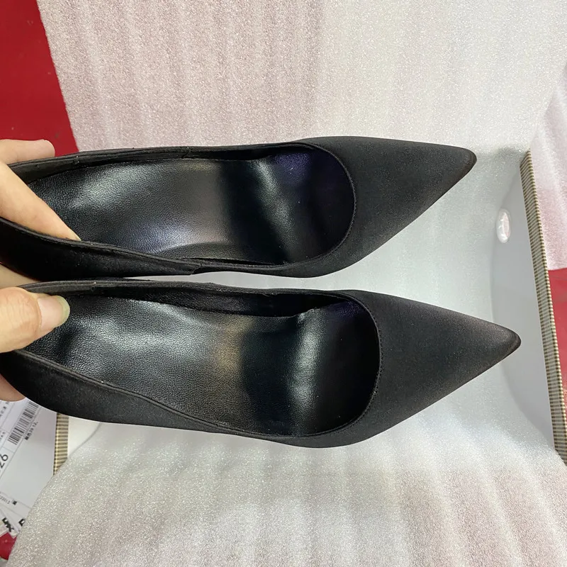 Veowalk All Black Women Satin Silk Pointy Toe Stiletto Pumps Elegant Ladies Formal Dress Slip On High Heel Shoes 8cm 10cm 12cm