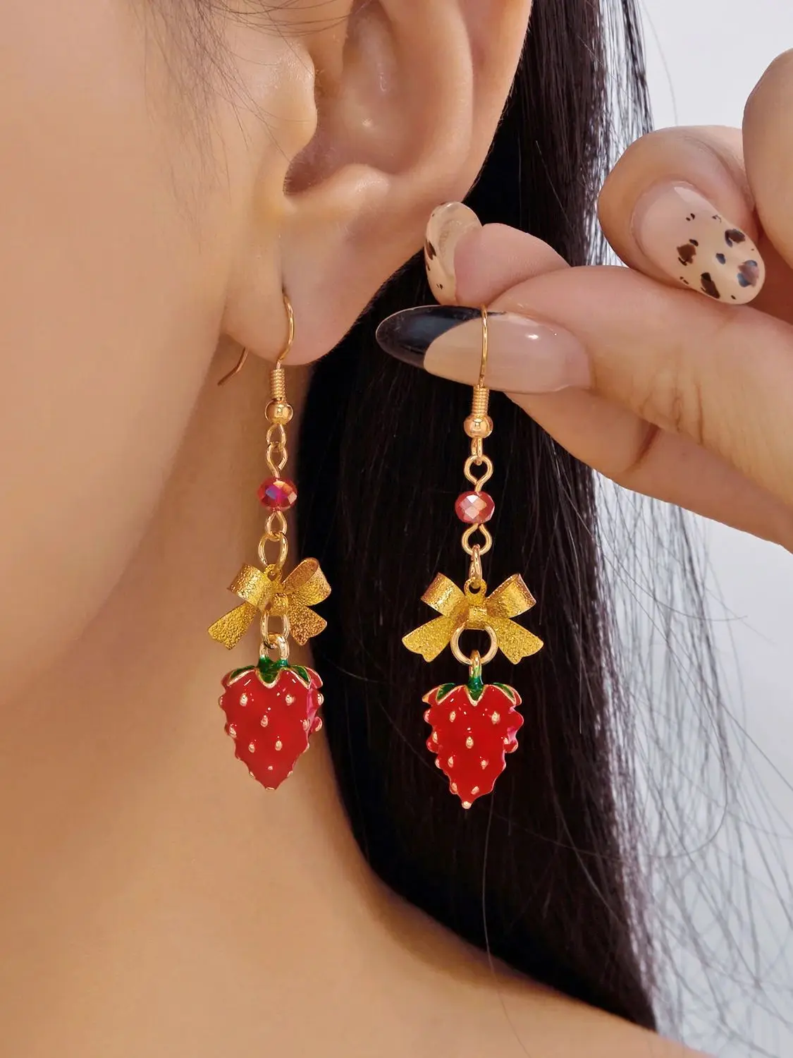 

Lovely 3D Red Strawberry Earrings for Women Girl Sweet Bow Imitation Pearls Long Tassel Earrings Temperament Jewelry Gifts