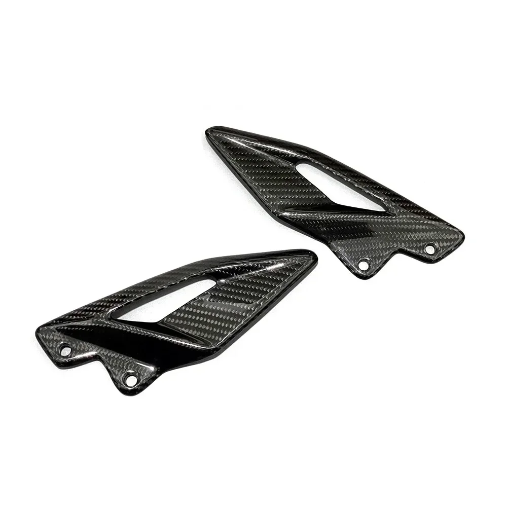 Per Triumph Street Triple 660 765 R RS 2016-2021 2022 2023 2024 accessori moto in fibra di carbonio piastre di protezione del tallone poggiapiedi