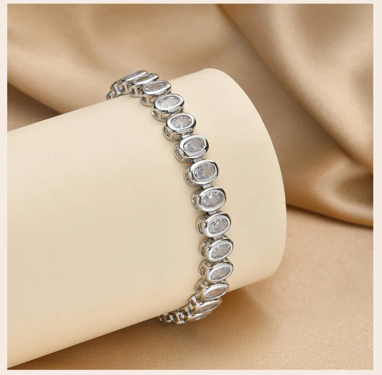 Tennis-Armband für Damen, Silberbeschichtet mit Kubischem Zirkonia, Anlaufbeständig, Wasserfest, Klobige Kette, Hip-Hop-Schmuck – Detail 5