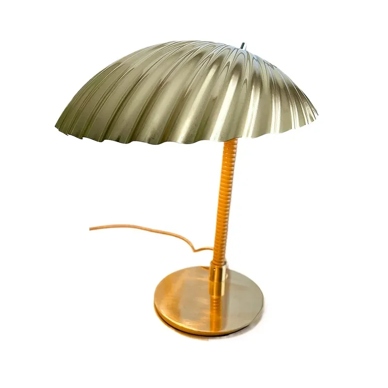 retro solid copper shell lamp, modern minimalist Nordic style bedside decorative lamp, suitable for bedroom