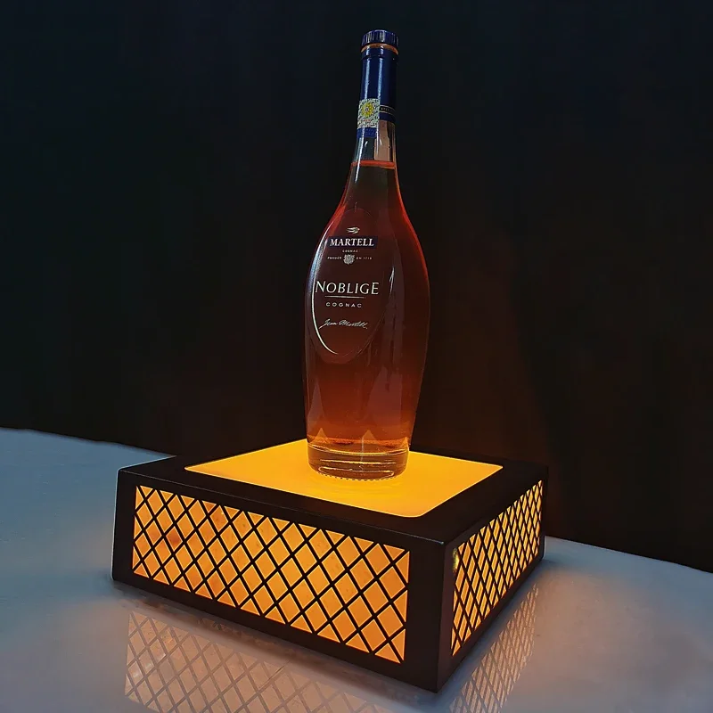 Custom Logo Hennessy VIP Laser LED Nightclub Night Club Champagne Glorifier Service Bottle Presenter For Bar