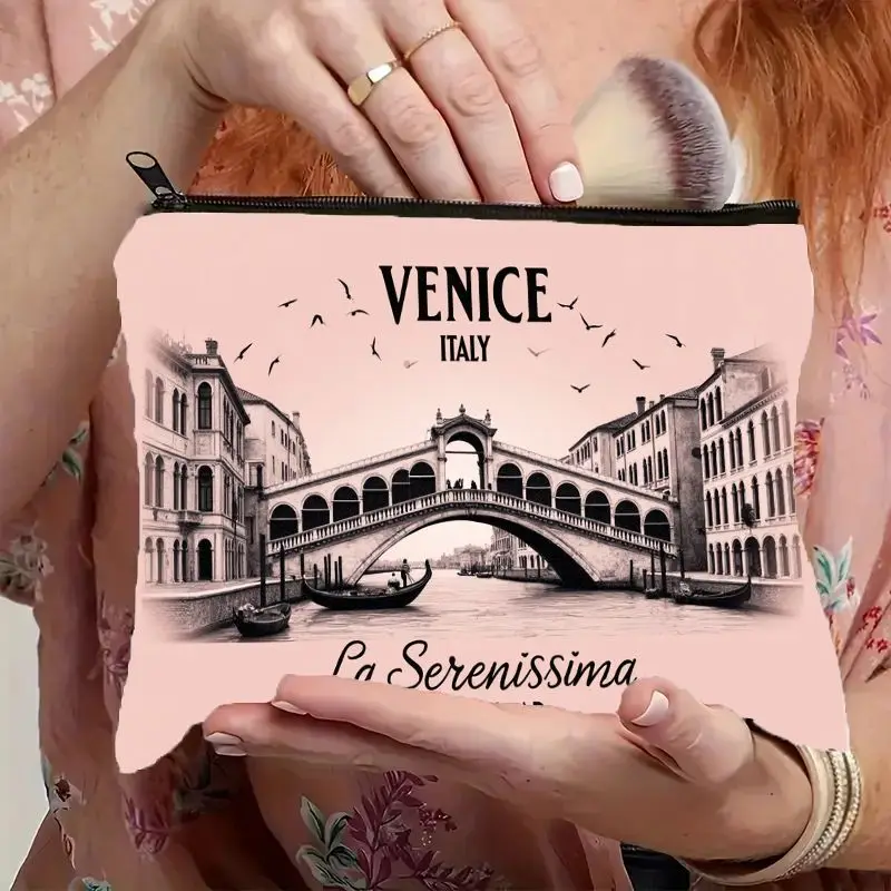 1 Piece Venice Italy Rialto Bridge and Grand Canal Cosmetic Bag - Multifunctional Zipper Pouch for Women, Perfect Travel Zipper Storage Bag, Fun Birthday Gift
