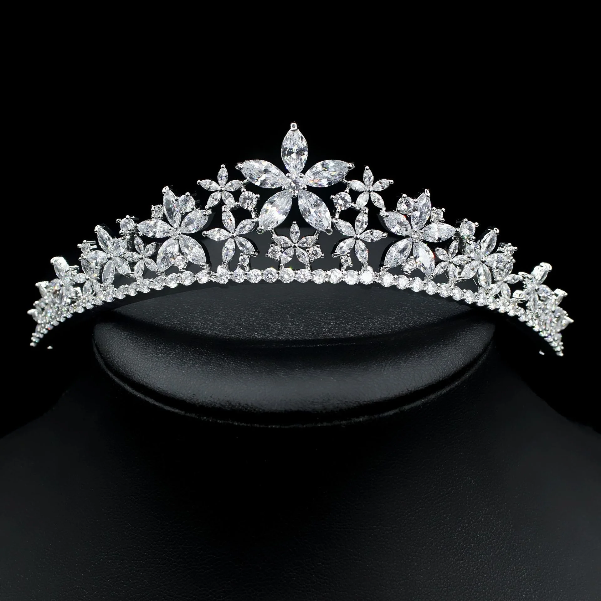 

genuine Luxury brand real jewels Liangya beauty new bridal crown Japanese and Korean zircon flower headwear hair accessories hig