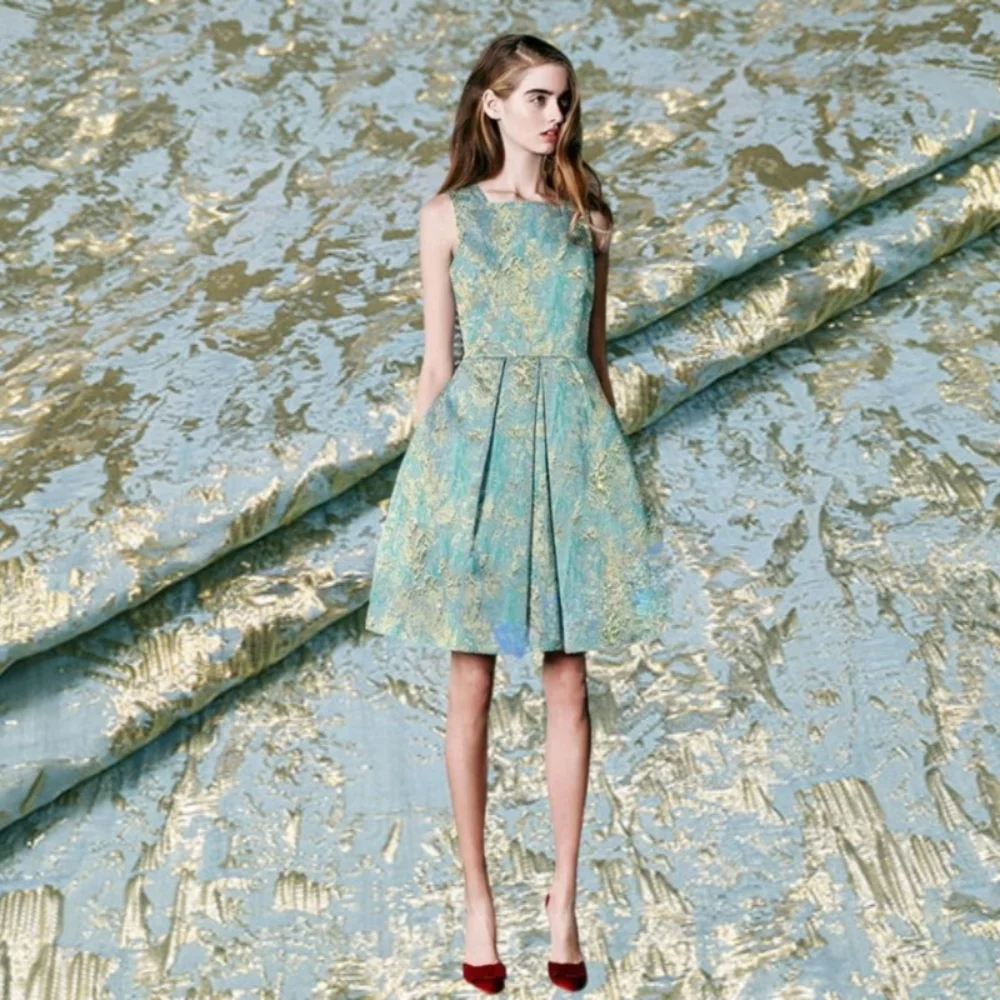 

Gold Line Brocade Jacquard Fabric Spring Summer Graffiti Dress Clothing Design Cloth Fashion Sew Wholesale Material By The Meter
