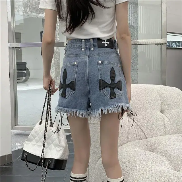 Bandage burr personality cross flower figure fashion hot sweet cool dark wind denim short Harajuku wind women's summer hot pants