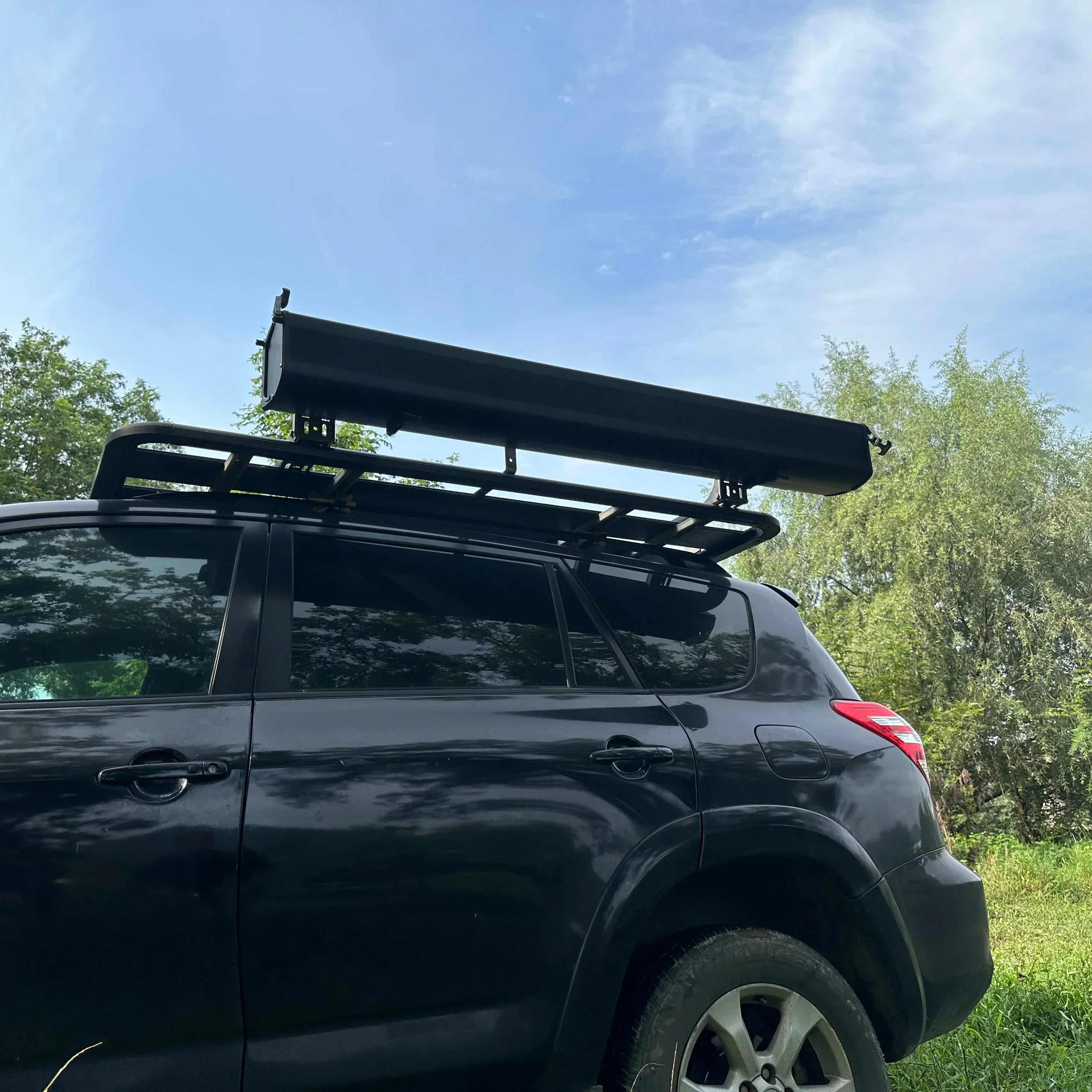 2025Waterproof car aluminum enclosure awning tent foxwing 180 degree parallel large freestanding camping awning