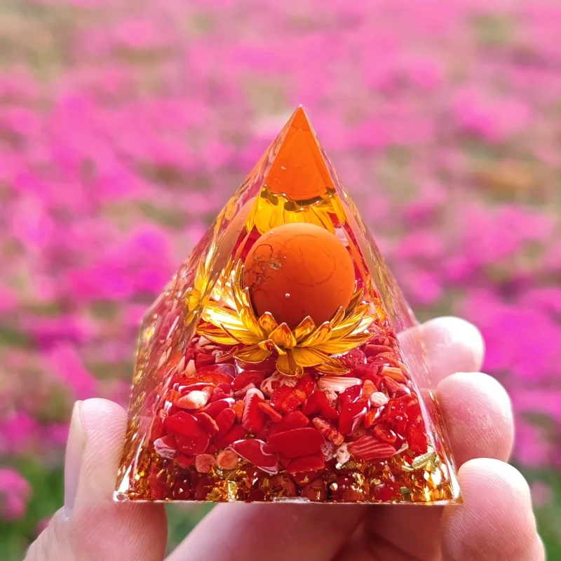 

Ogen Energy Crystal Ball Gravel Pyramid Home Crafts Resin Decorations Desktop Decoration Dream Come True