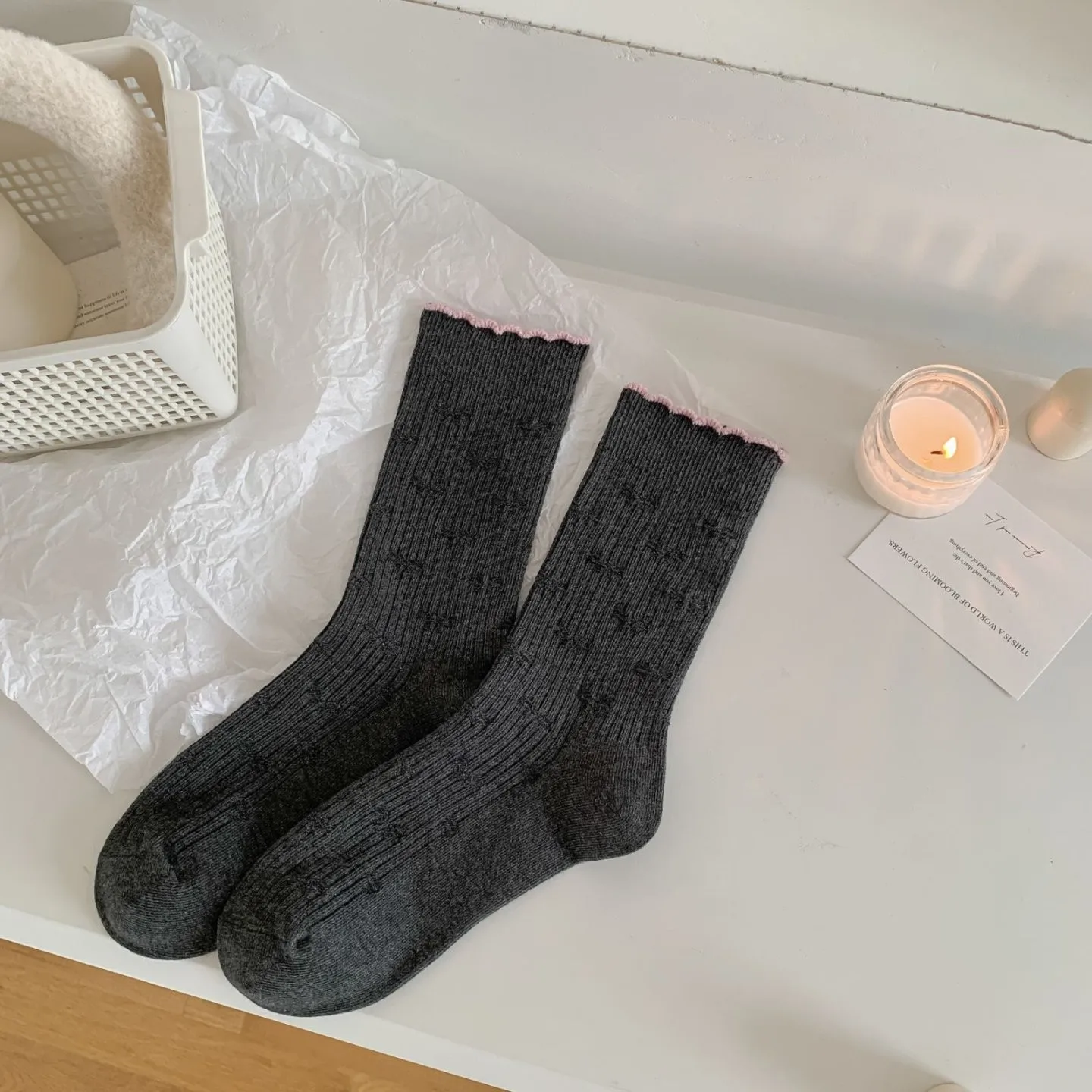 

Korean Style Trendy Casual Seamless Mid-calf Socks For Women