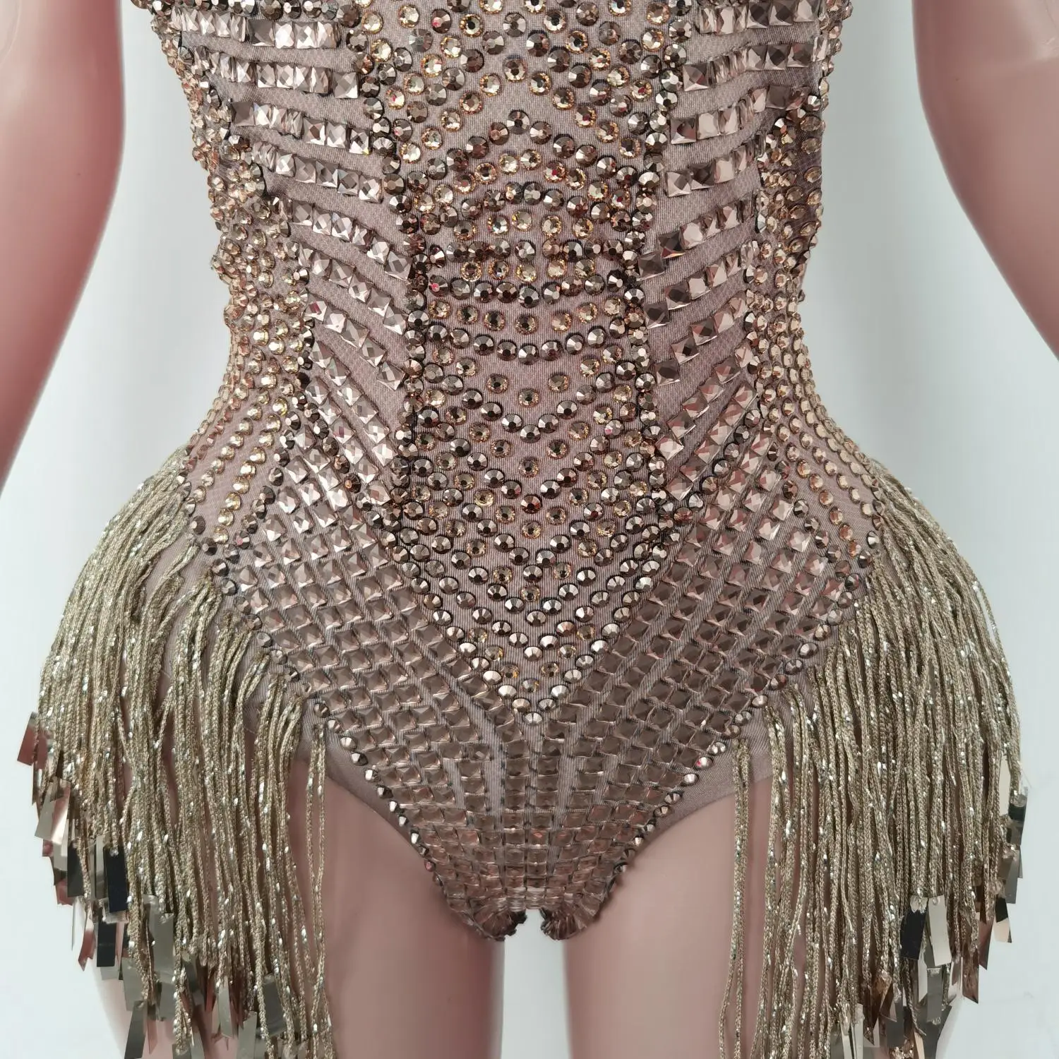 ไนท์คลับชุดเซ็กซี่ลึก V คอชุดบอดี้สูทผู้หญิง Sparkly Rhinestones Leotard เต้นรำเครื่องแต่งกายสวมใส่ Performance