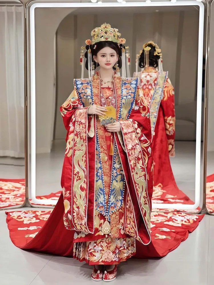 Hanfu wedding dress Chinese-style for brides phoenix crown red cape and toasting