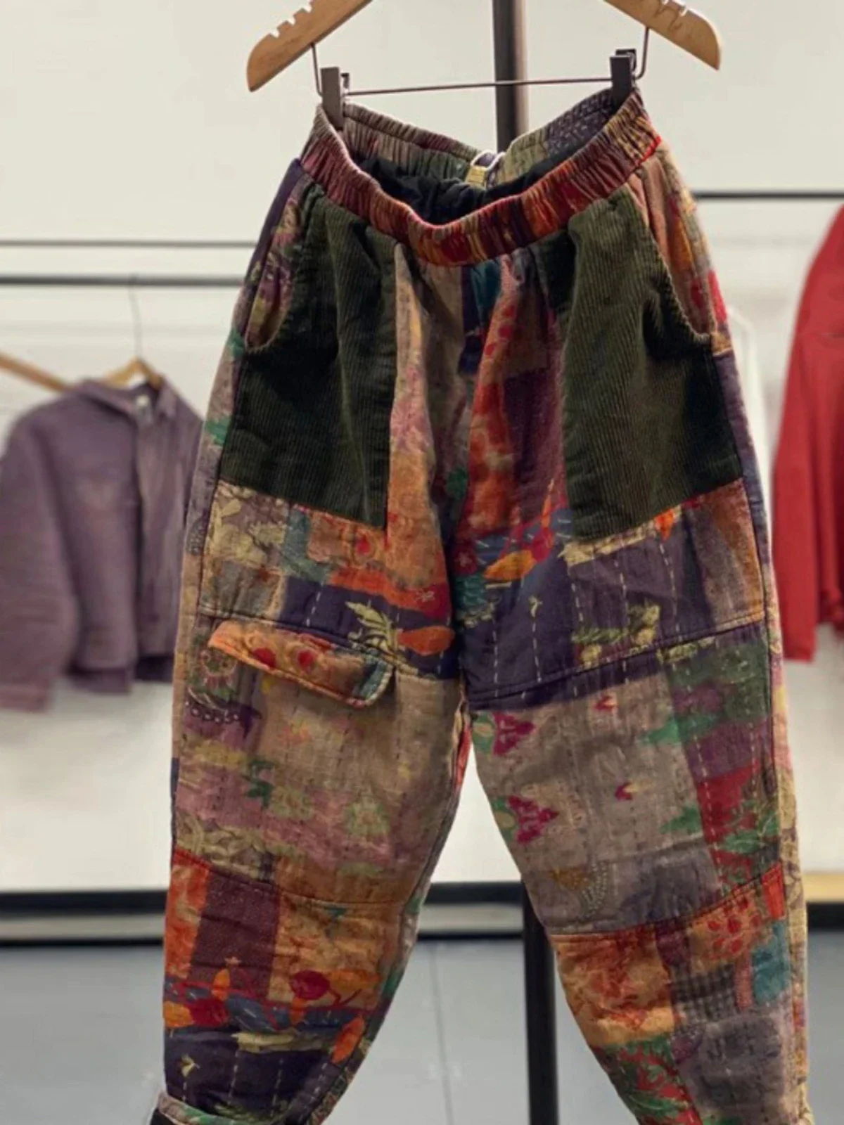 Styl etniczny moda patchworkowy nadruk wyściełane bawełną ciepłe damskie spodnie haremowe Vintage w pasie z wieloma kieszeniami spodnie na cały mecz
