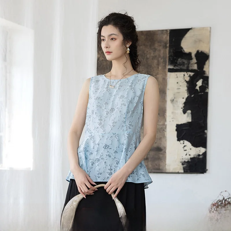 

Элегантная блузка с цветочной вышивкой, женская, новая коллекция Весна 2025, дышащая, комфортная, с V-образным вырезом, без рукавов, с пэчворк-подолом