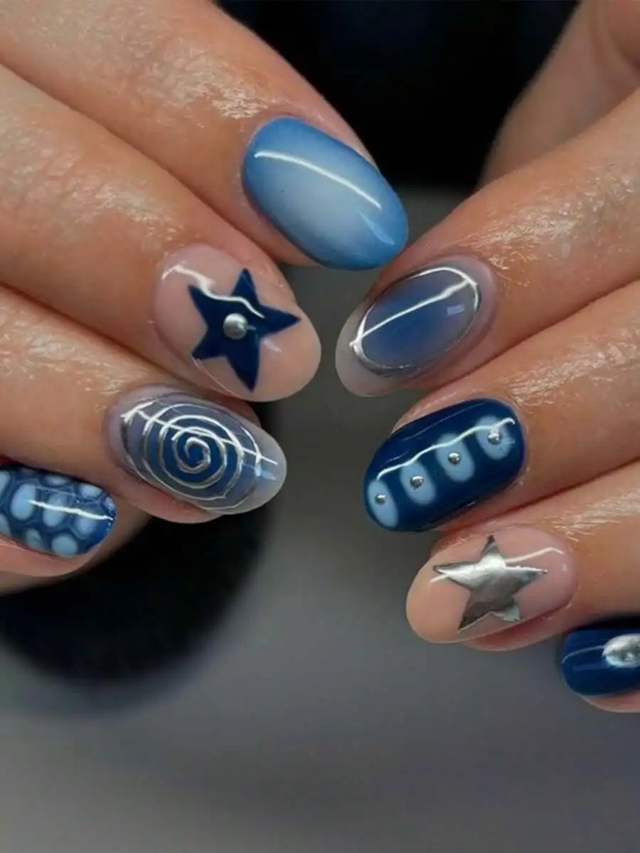 

24pcs Short Oval Star & Polka Dot Nail Stickers, French Tip Design, Short Size Perfectly Fits Acrylic Nails, Includes: 1pc Jelly