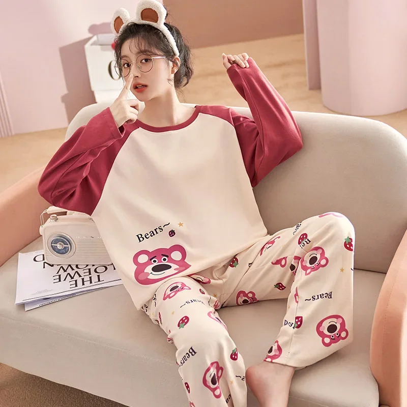 Pijama Sanrio Cartoon de urso de morango, pele amigável, lounge solto, moda feminina, terno bonito, confortável, novo, outono