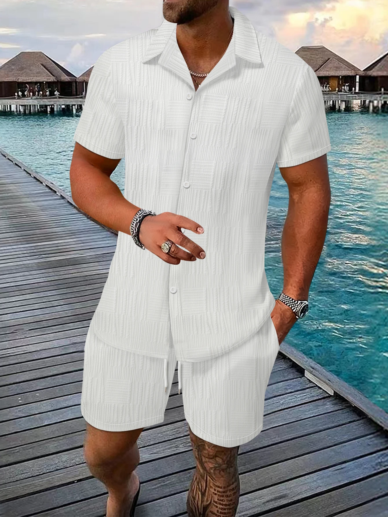 Traje de Verano para Hombre: Conjunto de Pantalones Cortos a Rayas Jacquard de Color Sólido y Camiseta de Manga Corta - Conjunto Elástico de 2 Piezas para Playa y Uso Casual