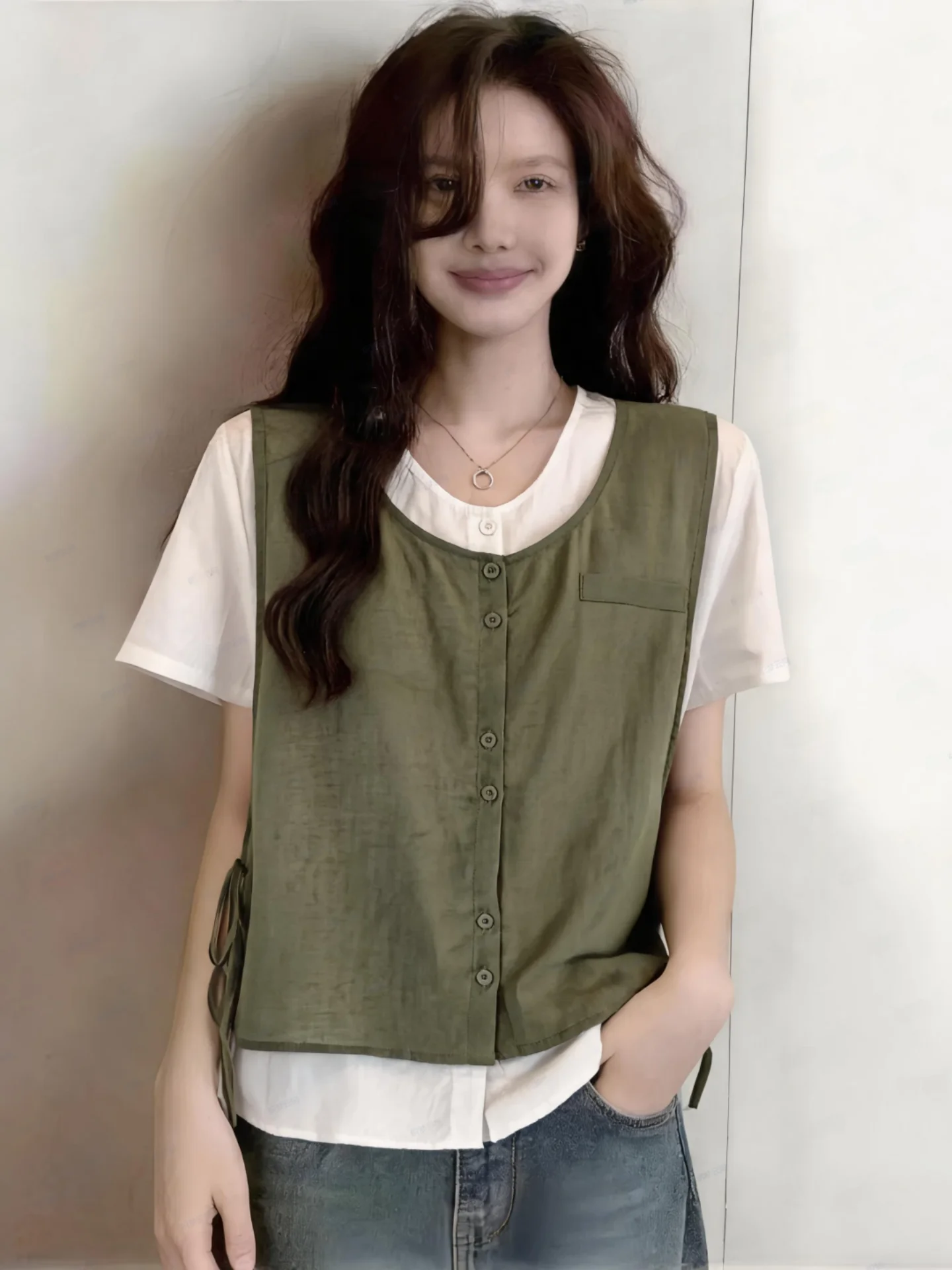 

Slimming Design Sense Drawstring Short Sleeve Shirt Women's Summer 2026 New plus Size Fat MM Fake Two-Piece Vest Mosaic