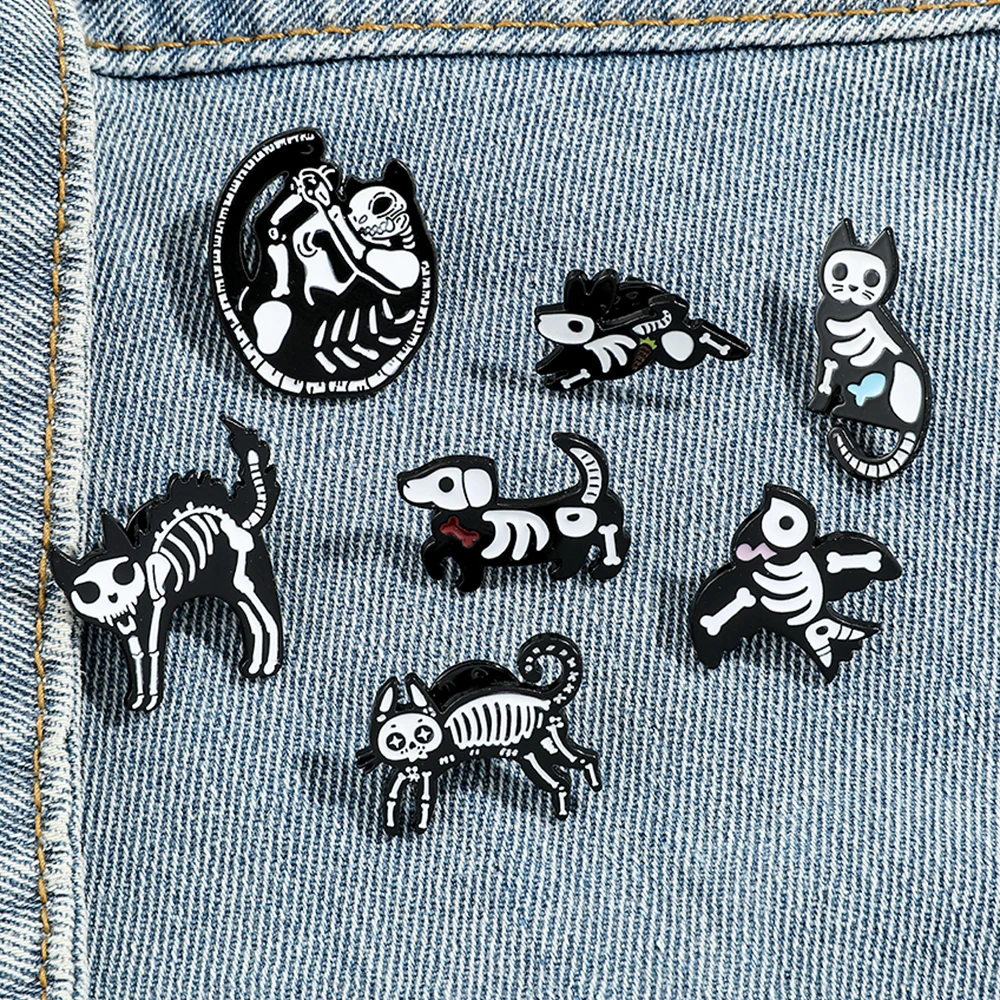 Animal Skeleton Halloween Gothic Pin Accessories Cat Dog Bird Creativity Horror Theme Badge for Festival Clothing Brooch Jewelry