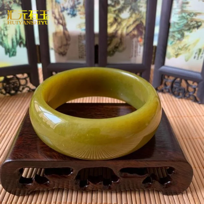 

Retro Ethnic Style Wide Yellow Jadeite Bracelet, Avocado Green Tire Bangle, Women's Jewelry