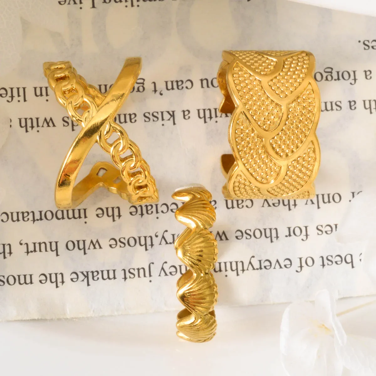 

Stainless Steel Ring Romanian Gold Plated Jewelry Wedding Rings for Women Men Rings Gift Anniversary Birthday