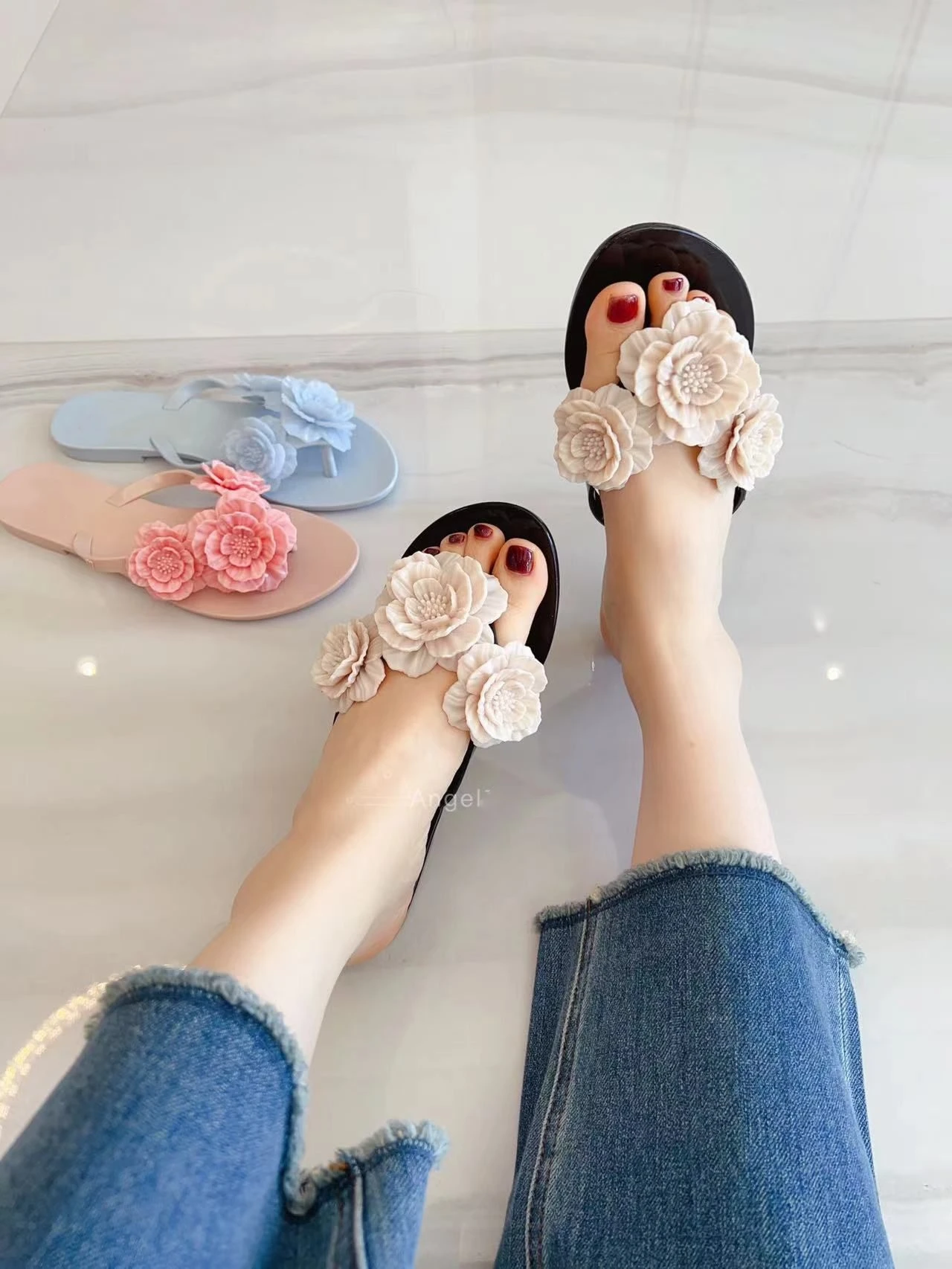 2024 Summer New Women\'s Flip Flops Brand Design Ladies 3D Camellia Flat Bottom Casual Beach Shoes Girls Jelly Slippers