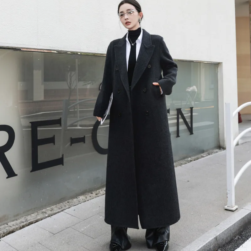 Autumn/Winter New Collection: Dark Grey Suit, Collar, Woolen Coat, Hepburn Style, Temperament, Long And