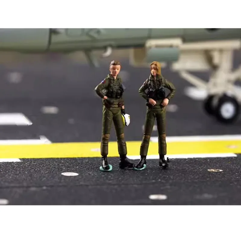 1:72 Scale 2Pcs Resin Modern Fighter Female Pilots Doll Toy DIY Scene Accessory Display Collection Action Figure Fans Gifts