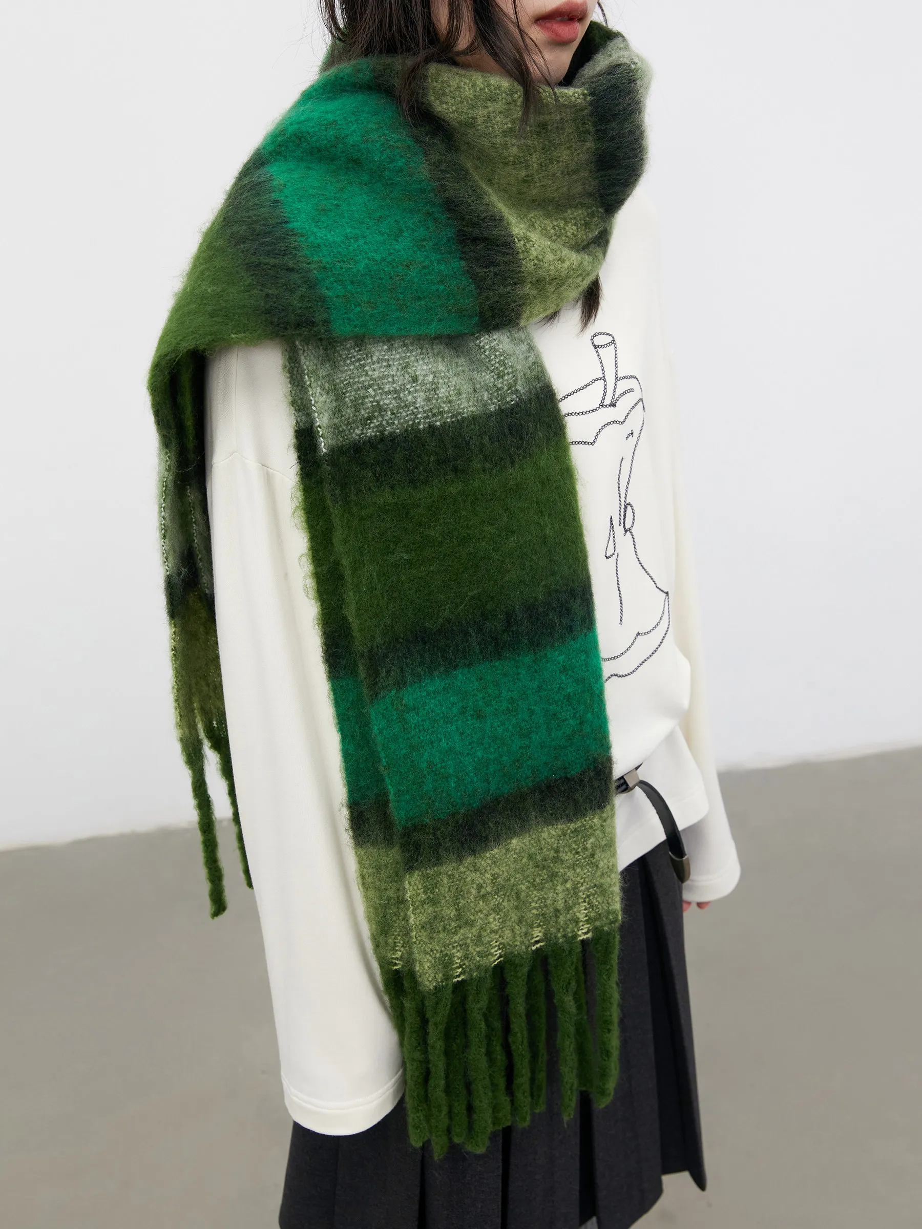 CHIC VEN New Fashion Women Long Scarfs Soft Sticky Female Scarf Contrast Striped Warm Autumn Winter 2026 Clothing Accessories