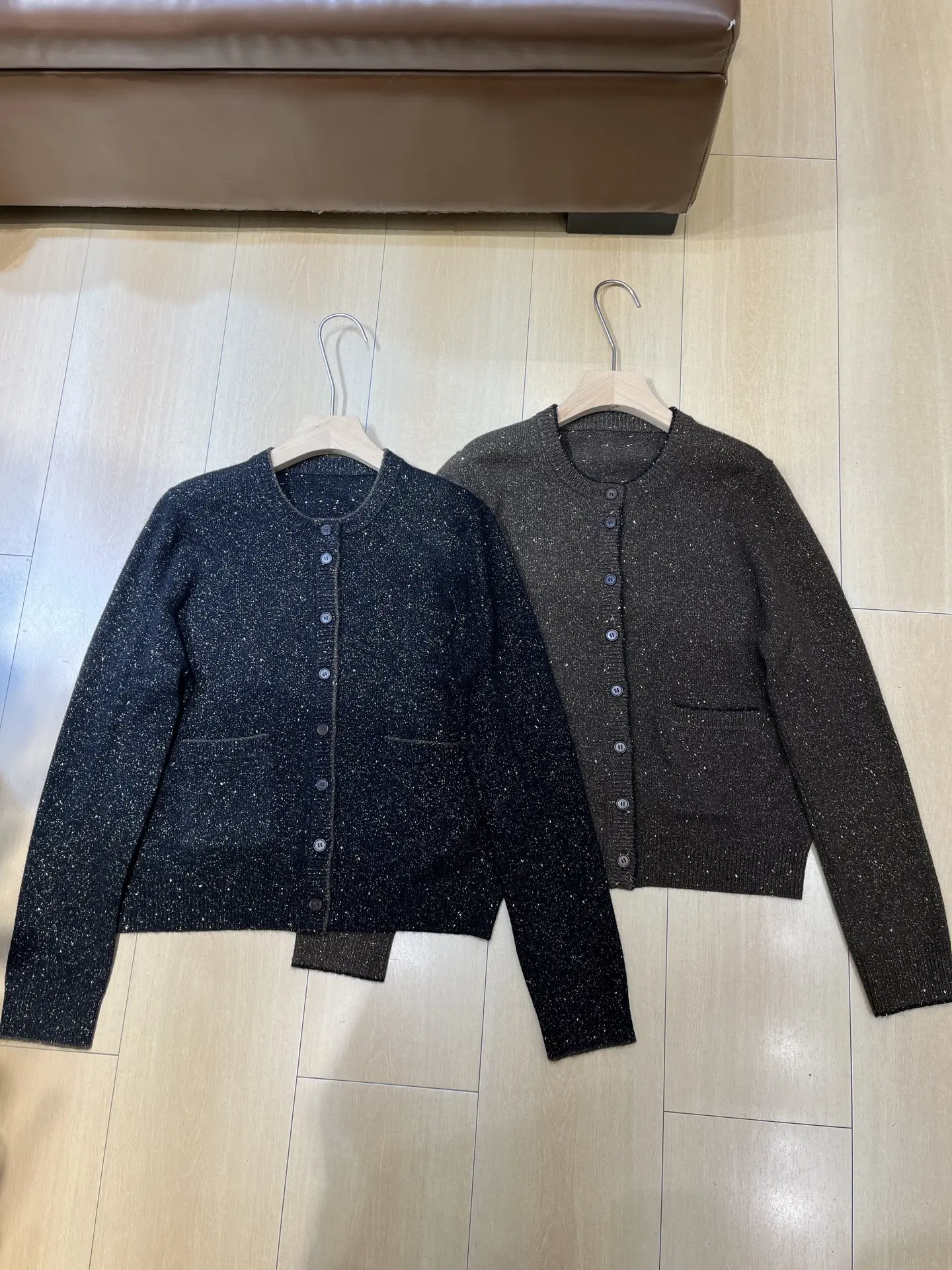 2026 Autumn/Winter New High-Quality Fashionable Gold Thread Cardigan for Women