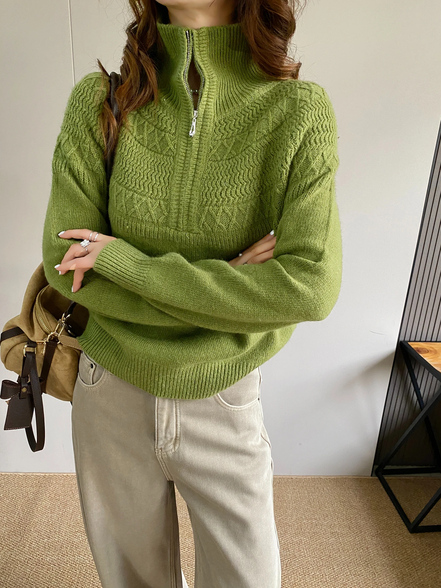 

Ретро-кофта с вышивкой и высоким воротником на молнии, свободного кроя, женская, вязаная, удобная, в корейском стиле, с длинными рукавами, мягкая, дышащая