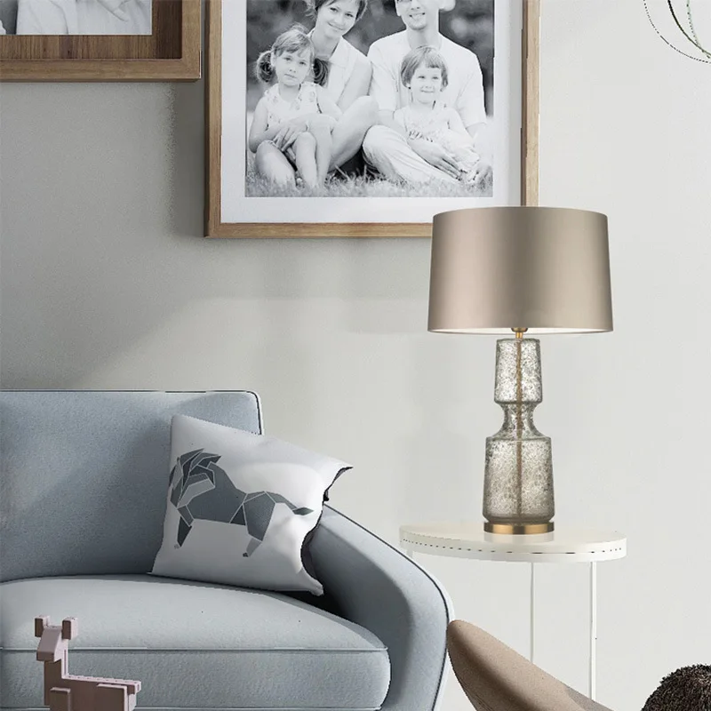 Customized Atmospheric study hotel lamp Modern creative exquisite bedroom Maglev table lamp