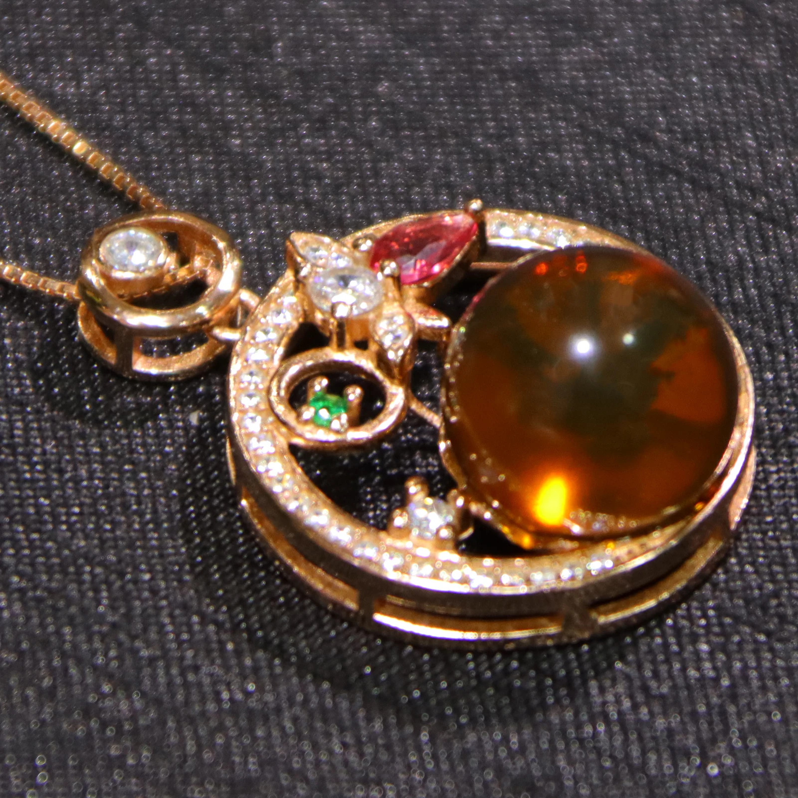 Naturalny meksykański niebieski bursztynowy wisiorek 12mm okrągły koralik wzór wieniec kwiatowy biżuteria ze srebra próby 925