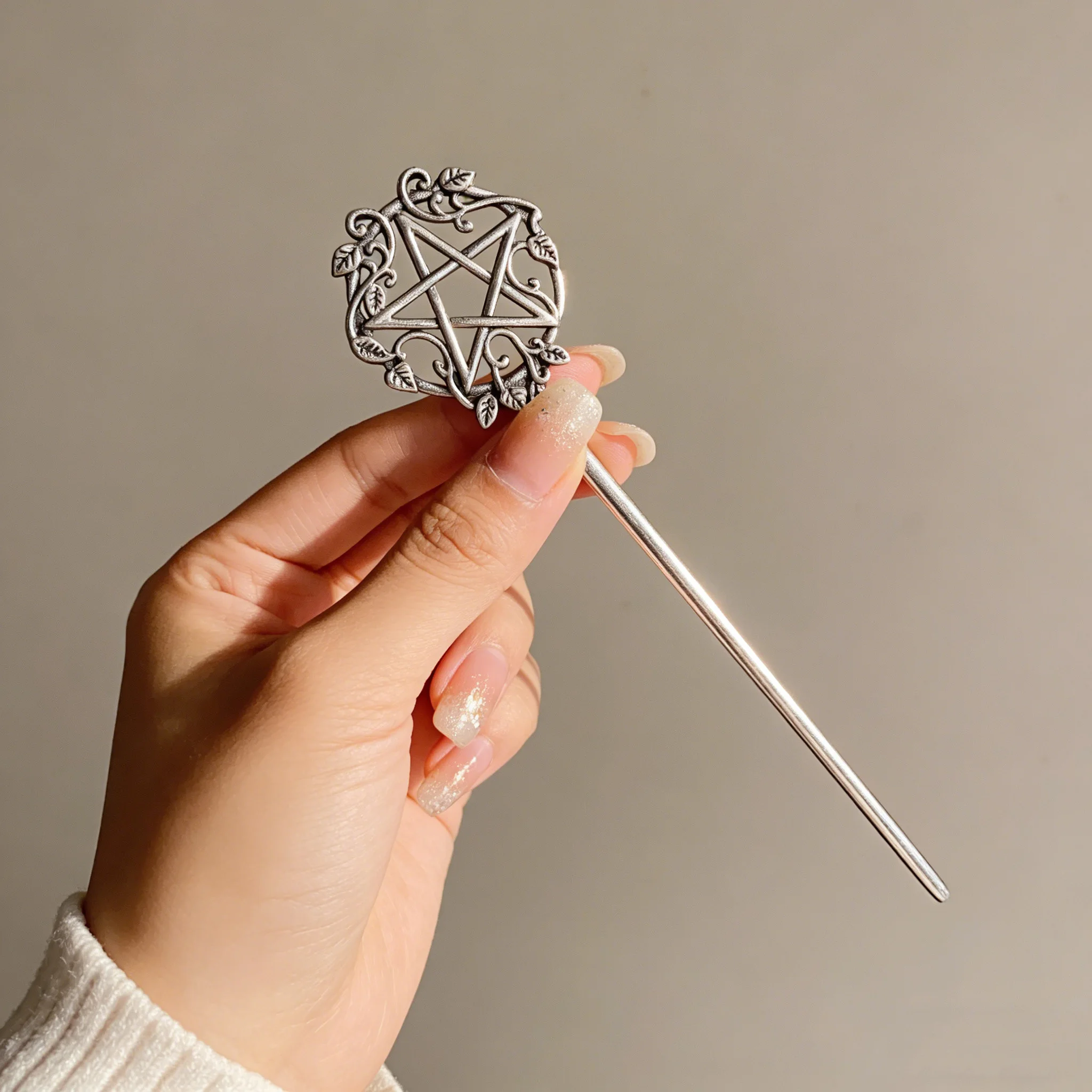 1 قطعة عصا الشعر الخماسي الغامضة تفاصيل معدنية فضية تصميم ساحر الكمال تأثيري السحرية القوطية فريدة من نوعها خمر التبعي #2