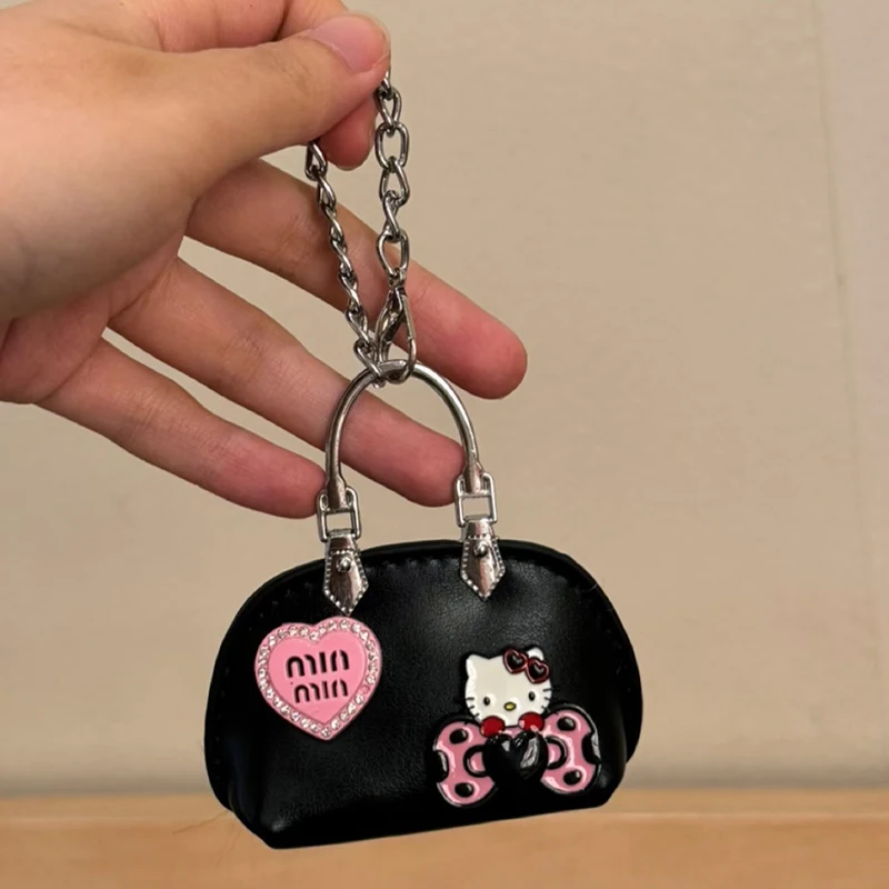 Kawaii Mini HelloKitty المفاتيح سلسلة معدنية الديكور حقيبة صغيرة قلادة فتاة القلب حلقة رئيسية Diy بها بنفسك اكسسوارات لفتاة النساء هدية