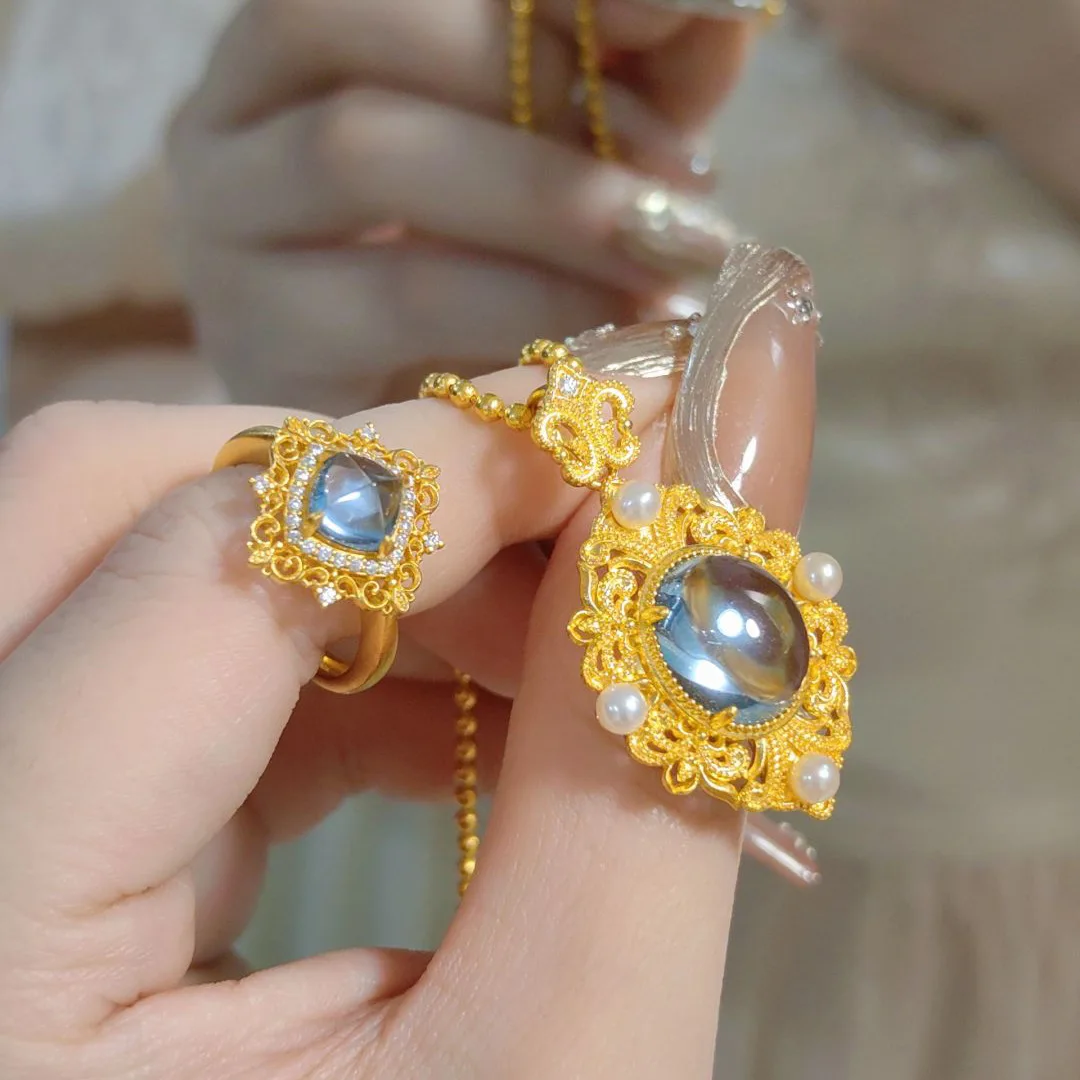 

Vintage Palace Style Ancient Gold Filigree Egg Surface Ring Women Retro Filigree Pendant Necklace Luxury Elegant Party Jewelry