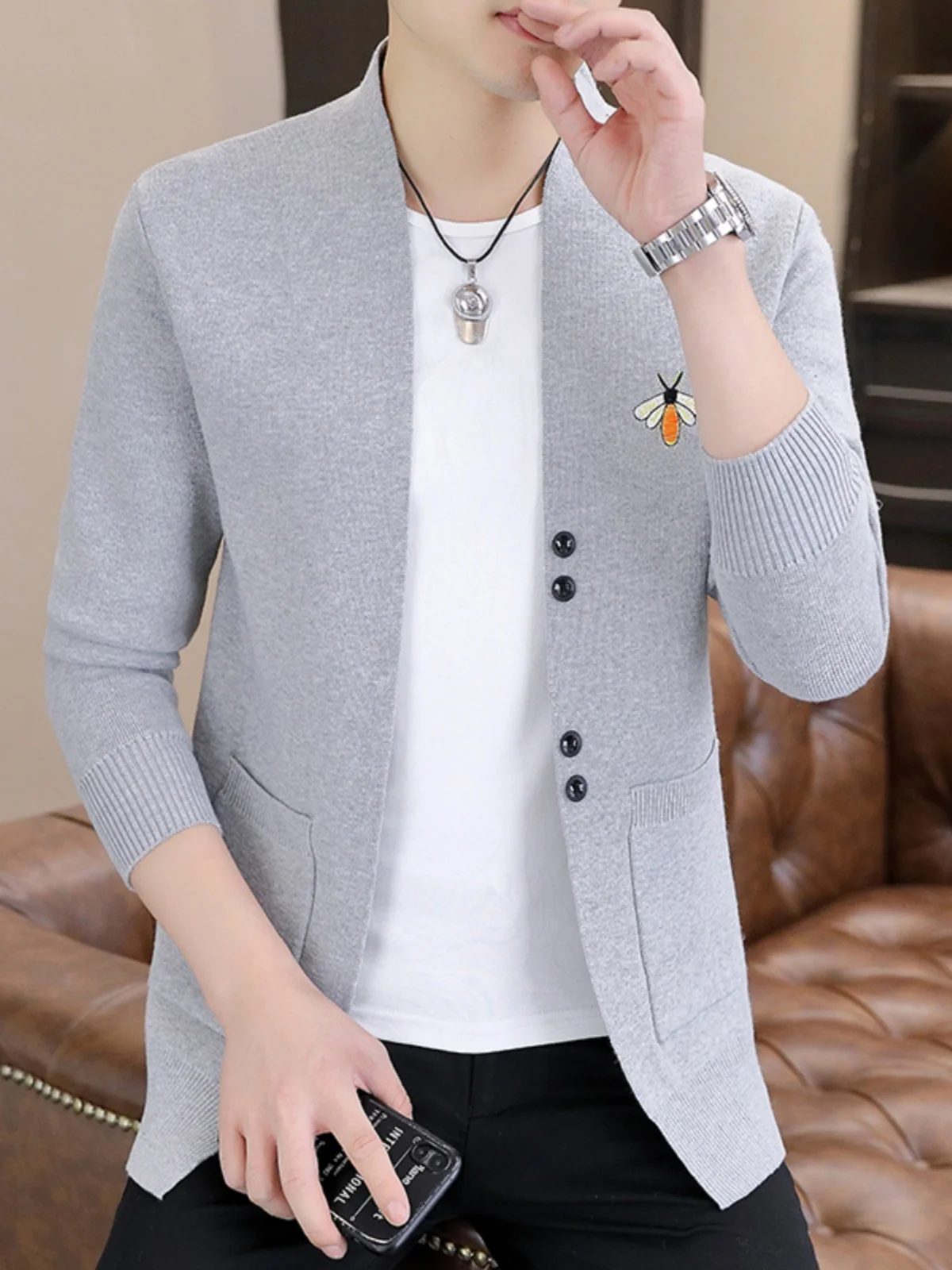 

Мужской вязаный кардиган Ele Bee: приталенный, легкий свитер, модный бренд, весенне-осенняя верхняя одежда