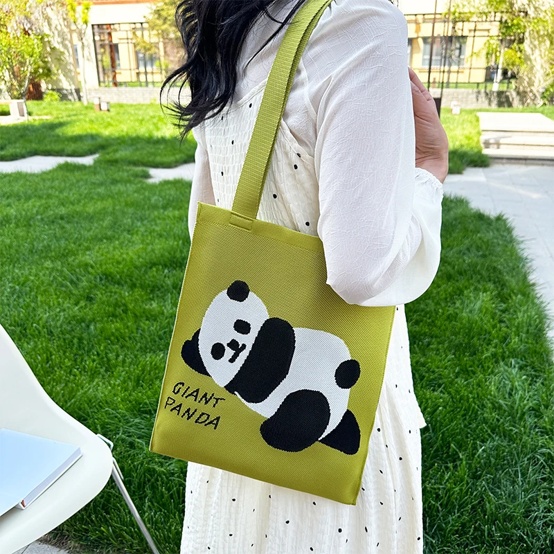 Cute panda pattern women\'s knitted tote shoulder bag Shopping bag Mom bag leisure shopping shopping holiday