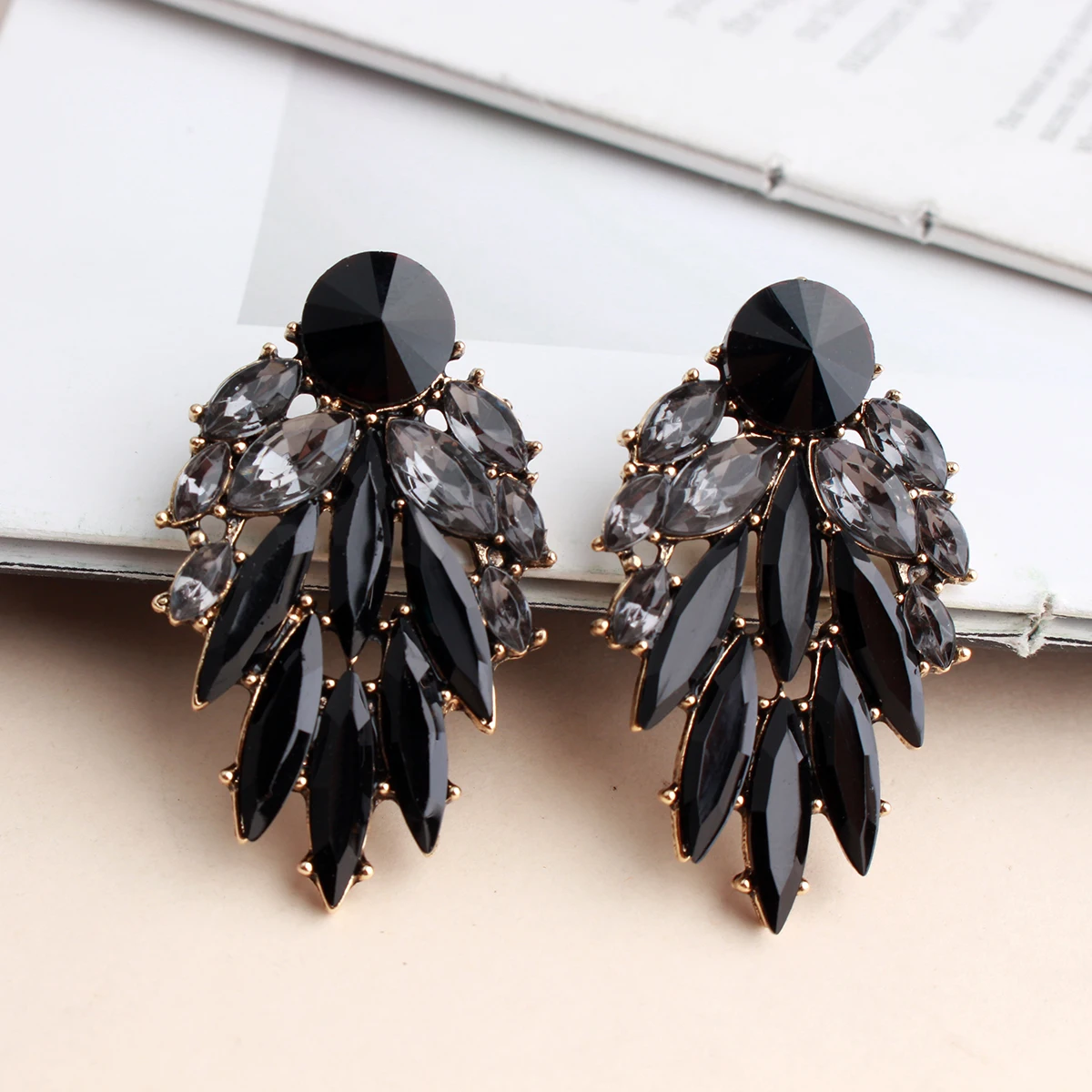 Elegant Tree Shape Acrylic Opal Stone Stud Earrings Statement Women Piercing Earrings 2019 New Trendy Jewelry Gift
