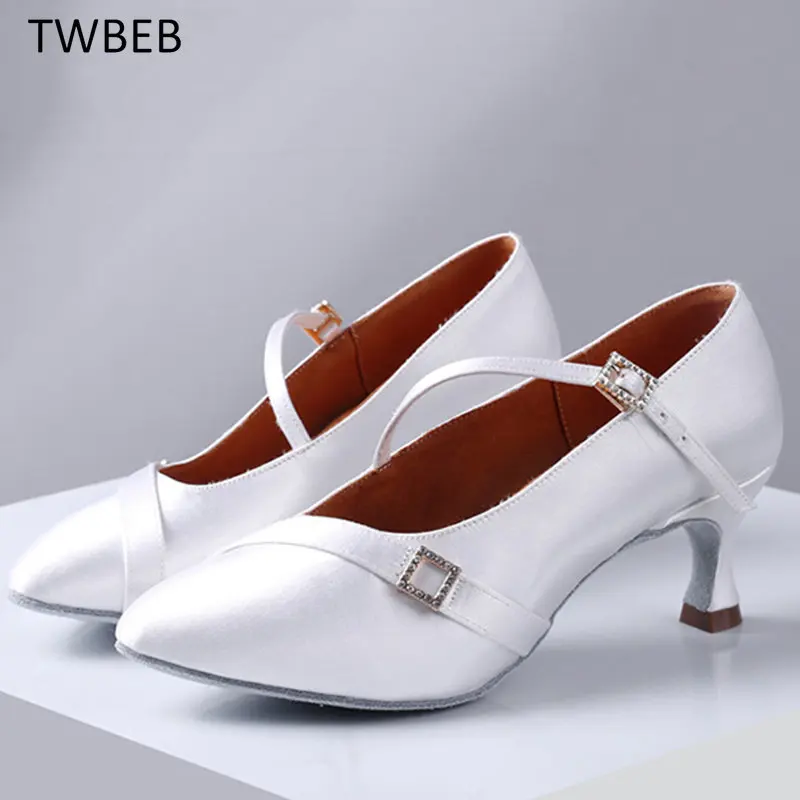 Fashion Women Standard Dance Shoes Soft Outsole Modern Dance Shoes Ladies  White Satin Ballroom Dance Shoe