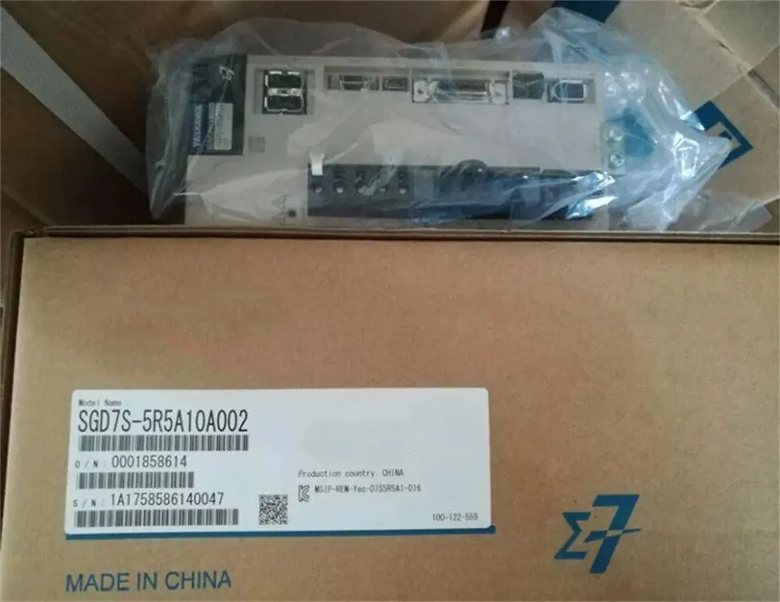 

Совершенно новый SGM7J-08AFC6S+SGD7S-5R5A10A002 Гарантия один год