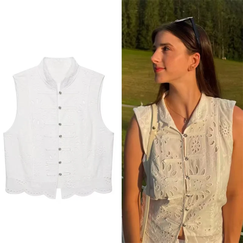 Guobioziy 2026 Summer New Women's Vest White Sleeveless Embroidered Hollow Out Button Decor Vest Stylish and Trendy