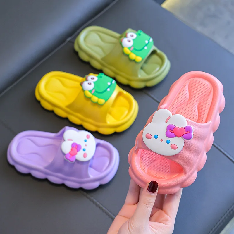 Summer Children Slippers for Boys Girls Indoor Anti-slip Soft Sole Bathroom Slides Outings Wearing Cartoon Kids Shoes Slippers